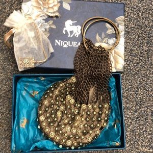 Niquead Purse with Table Hook